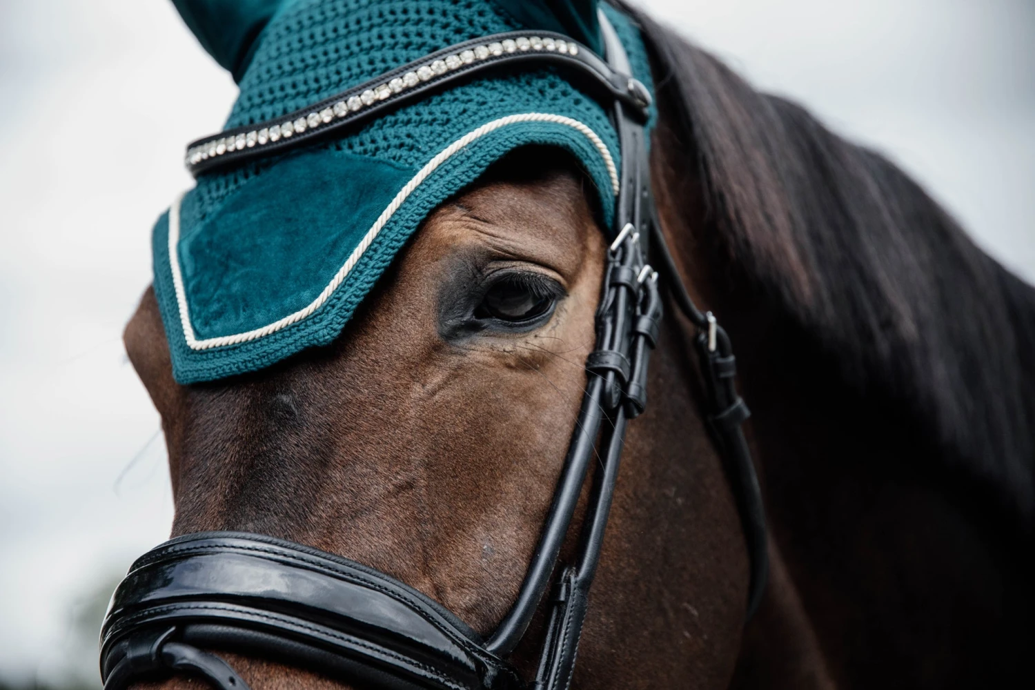 Kentucky Velvet Wellington Ear Bonnet Emerald 2 Kentucky Velvet Wellington Ear Bonnet Emerald - Image 2