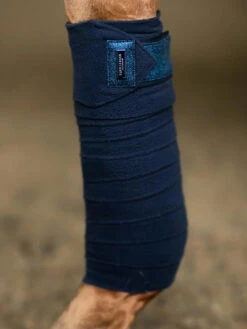 Equestrian Stockholm Bandages Blue Meadow Glimmer -Saddle Shop 11blue meadow fleece bandages benlindor bandagen bandages hov 1