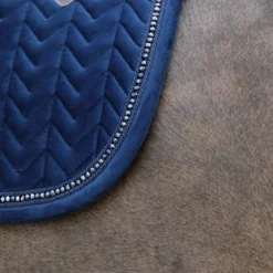Kentucky Velvet Pearls Jump Saddle Pad Navy 5 Kentucky Velvet Pearls Jump Saddle Pad Navy -Saddle Shop 485a2240 564c22e810080218547dfa1c1093aa08 article photobook l