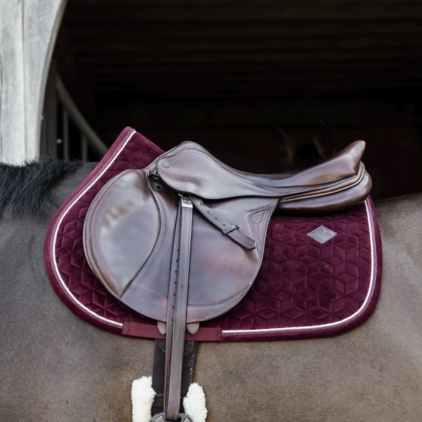 Kentucky Velvet Jump Saddle Pad Bordeaux 2 Kentucky Velvet Jump Saddle Pad Bordeaux - Image 2