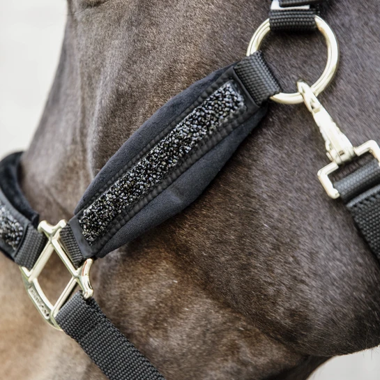 Kentucky Horsewear Glitter Stone Halter Black 4 Kentucky Horsewear Glitter Stone Halter Black - Image 4