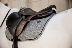 Kentucky Pied-de-Poule Jump Saddle Pad Black -Saddle Shop 5786f9db1b5f355eeef44aa8fc56910092ad24788e2f5f4a2fbdecbbfde976f7