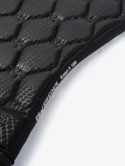 PS Of Sweden Desert Dressage Saddle Pad Black 5 PS Of Sweden Desert Dressage Saddle Pad Black -Saddle Shop DESERT black quote sadle pad 0083 1500x2000 87ed11be 02a6 4a2c a8e5 722cc4f3ba39