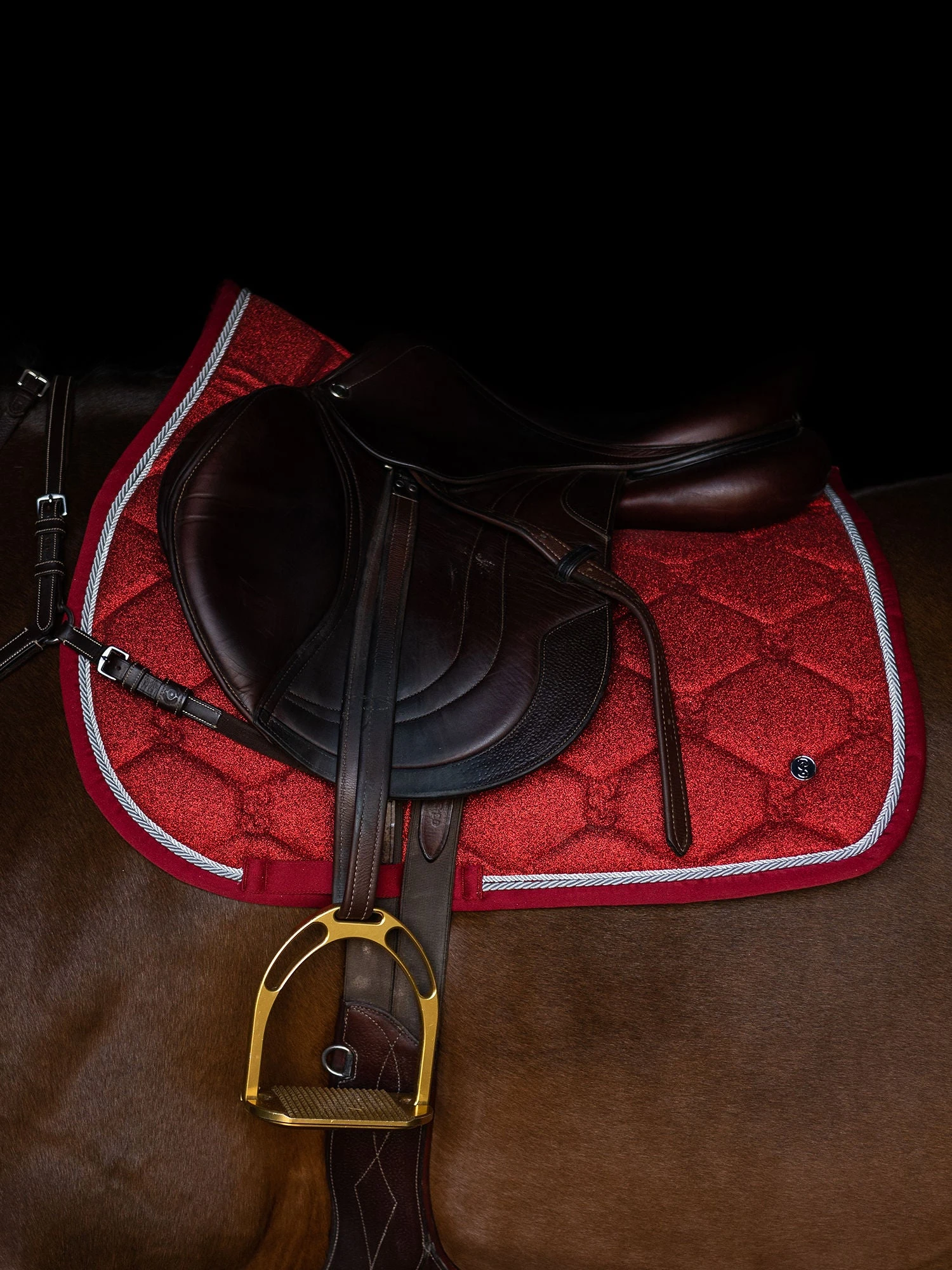 PS Of Sweden Stardust Jump Saddle Pad Dark Red 2 PS Of Sweden Stardust Jump Saddle Pad Dark Red - Image 2
