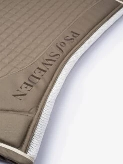 PS Of Sweden Elite Jump Saddle Pad Misty Brown 6 PS Of Sweden Elite Jump Saddle Pad Misty Brown -Saddle Shop ELITE Misty Brown quote 0592 1500x2000 c1cdd250 53d2 4665 98a9 73bcb6b85960