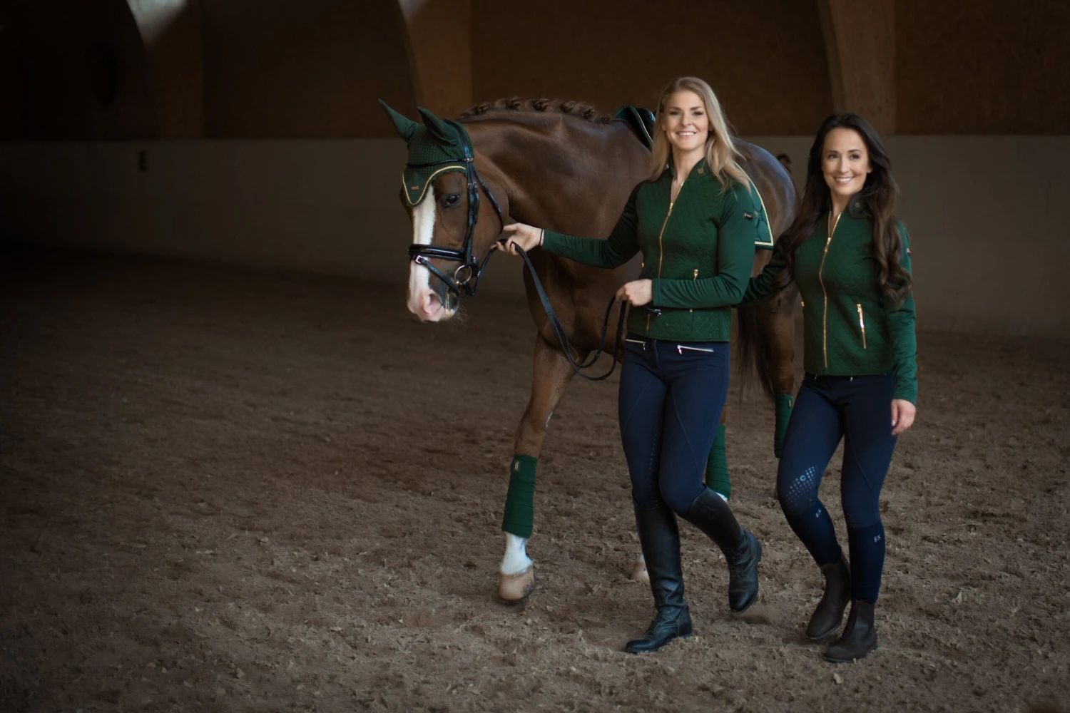 Equestrian Stockholm Bandages Forest Green 2 Equestrian Stockholm Bandages Forest Green - Image 2