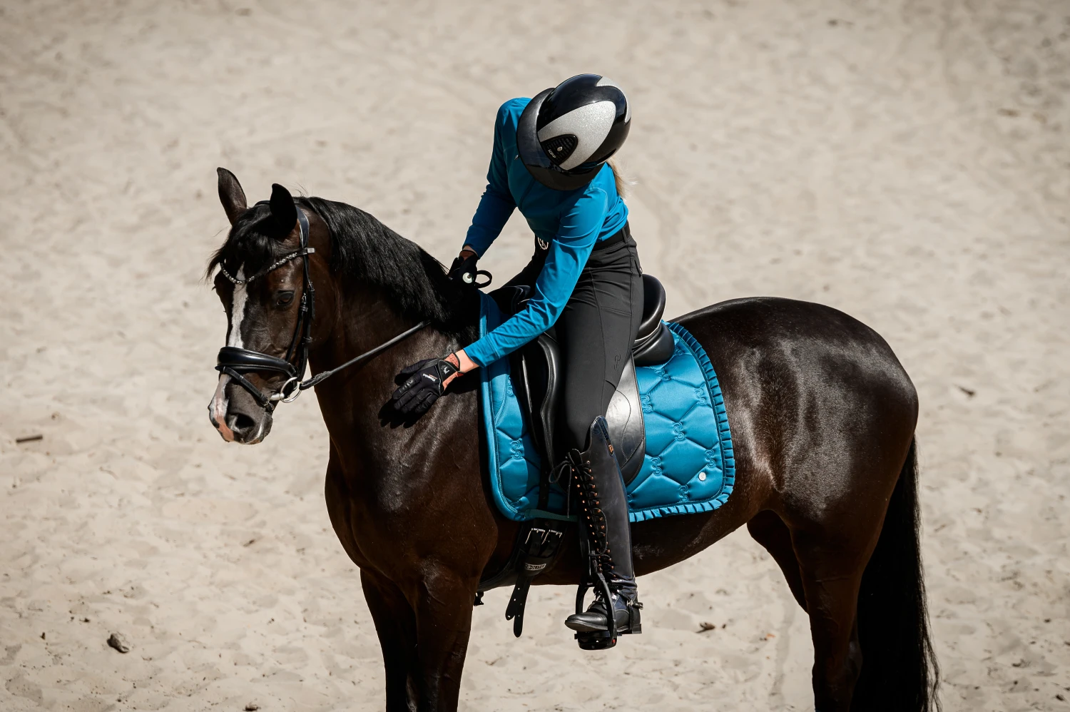 PS Of Sweden Ruffle Dressage Saddle Pad Petrol Blue 2 PS Of Sweden Ruffle Dressage Saddle Pad Petrol Blue - Image 2