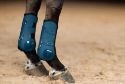 Equestrian Stockholm Anatomic Tendon Boots Blue Meadow -Saddle Shop blue meadow tendon boots framskydd peesbeschermers frontschutz on3