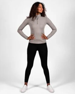 Fager Emma Long Sleeve Base Layer Grey -Saddle Shop emma grey long stellaDSC 5517 Redigera 1920x2400 1
