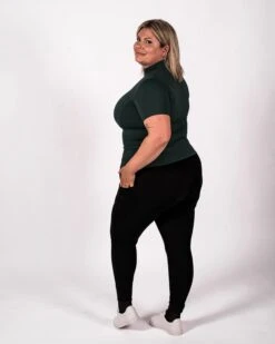 Fager Emma Short Sleeve Base Layer Green -Saddle Shop emma short greenDSC 4353 Redigera 1920x2400 1