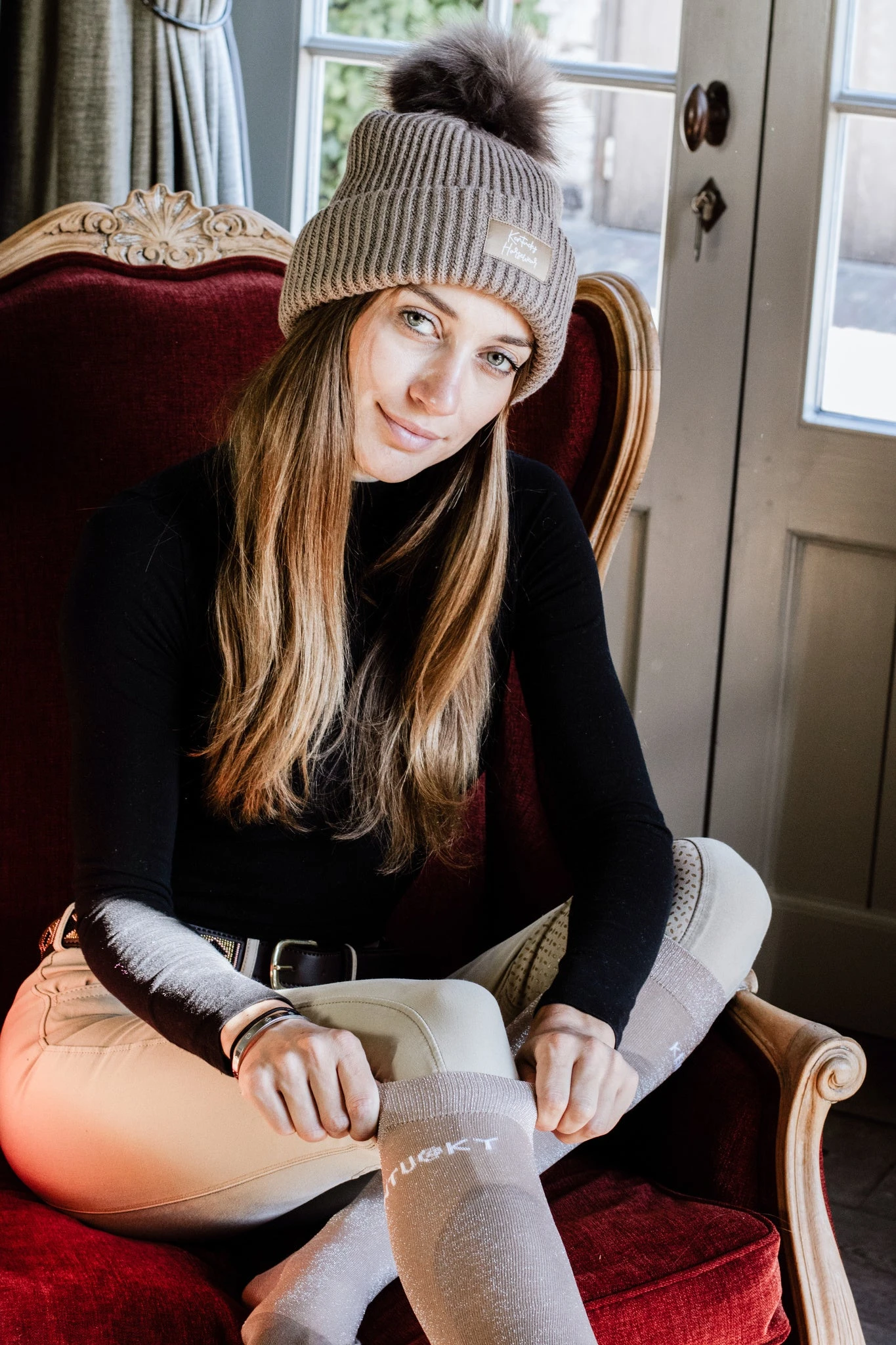 Kentucky Beanie Pompom Beige 2 Kentucky Beanie Pompom Beige - Image 2